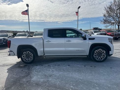 Used 2023 GMC Sierra 1500 Denali Ultimate image 5