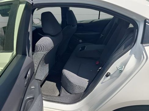 Used 2022 Toyota Corolla LE w/ LE Convenience Package FWD image 9