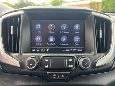 Used 2023 GMC Terrain SLT w/ Tech Package FWD image 28