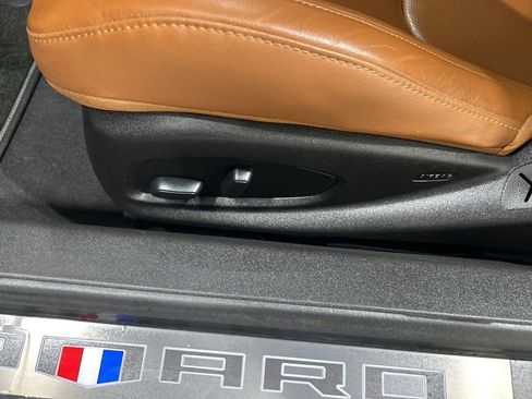 Used 2017 Chevrolet Camaro SS image 11