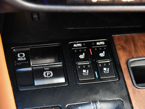 Used 2022 Lexus RX 350L FWD w/ Premium Package image 26