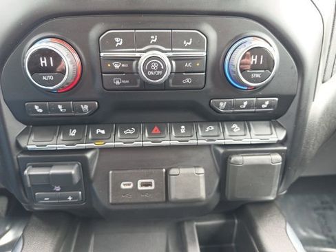 Used 2021 Chevrolet Silverado 2500 LTZ w/ LTZ Premium Package image 20