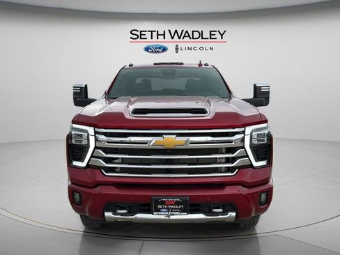 Used 2024 Chevrolet Silverado 3500 High Country AWD/4WD image 2