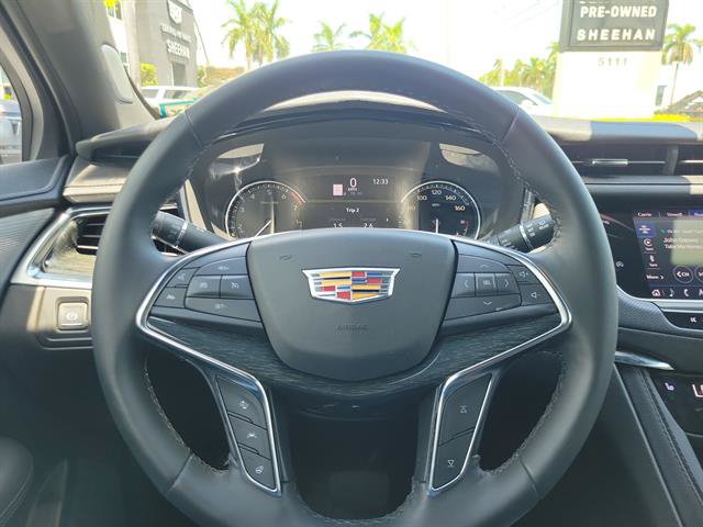 Certified 2023 Cadillac XT5 Premium Luxury FWD image 39