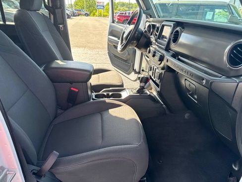 Used 2022 Jeep Wrangler Unlimited Sport AWD/4WD image 31