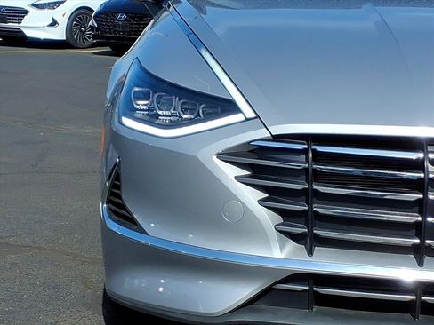 Certified 2023 Hyundai Sonata SE FWD image 18