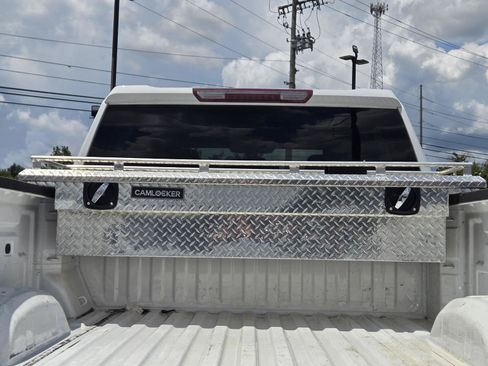 Used 2023 Chevrolet Silverado 3500 LT w/ Convenience Package AWD/4WD image 11