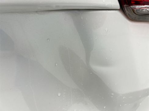 Used 2019 Toyota Highlander XLE image 34