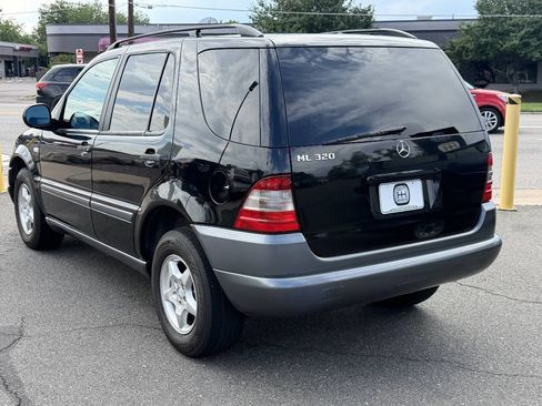 Used 1999 Mercedes-Benz ML 320 4MATIC image 10