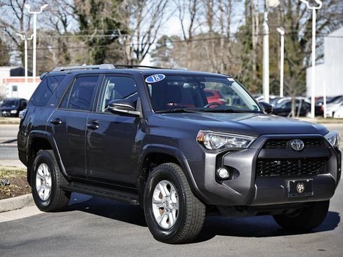 Used 2018 Toyota 4Runner SR5 Premium image 14