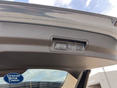 New 2026 Ford Explorer Active w/ Active Comfort Package RWD image 15