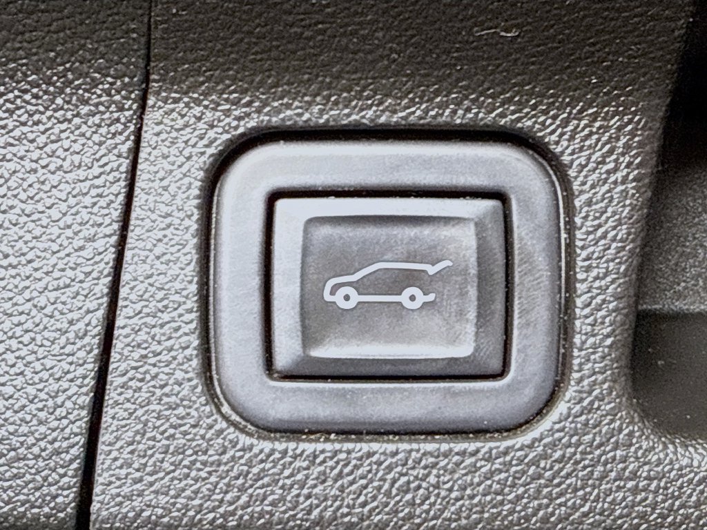 Used 2021 GMC Acadia SLE w/ Driver Convenience Package AWD/4WD image 28