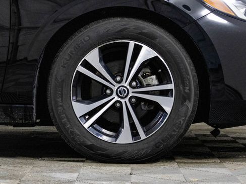 Used 2023 Nissan Sentra SV image 39