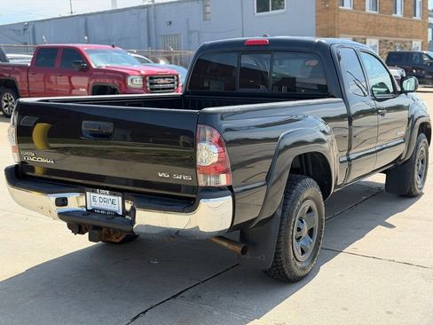Used 2010 Toyota Tacoma 4x4 Access Cab V6 image 4