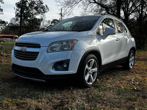 Used 2015 Chevrolet Trax LTZ image 4