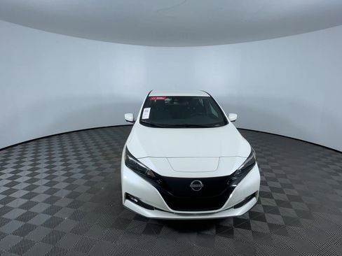 Certified 2024 Nissan Leaf SV Plus image 3
