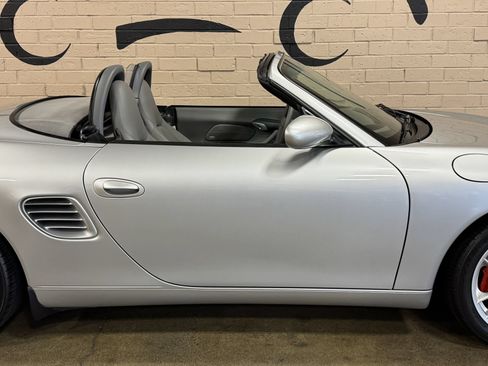 Used 2003 Porsche Boxster S RWD image 18