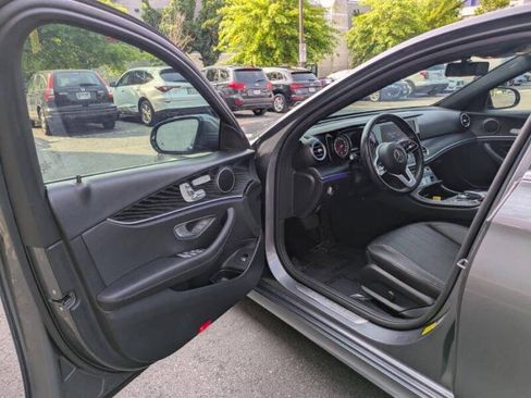 Used 2020 Mercedes-Benz E 350 4MATIC Sedan image 7