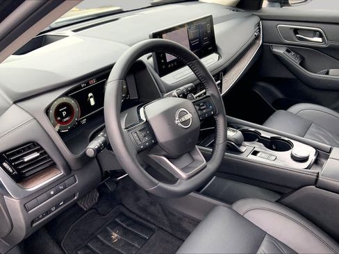 Used 2026 Nissan Rogue Platinum w/ Platinum Premium Package AWD/4WD image 18