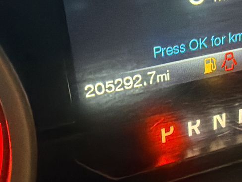 Used 2017 Ford F150 XLT w/ Equipment Group 302A Luxury image 18