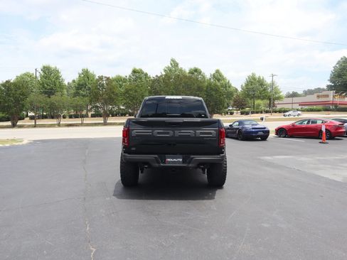 Used 2019 Ford F150 Raptor w/ Equipment Group 802A Luxury AWD/4WD image 11
