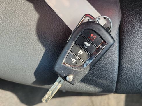 Used 2024 Toyota Camry SE FWD image 34