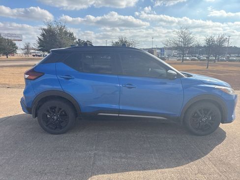 Used 2023 Nissan Kicks SR w/ Interior Electronics Package image 5