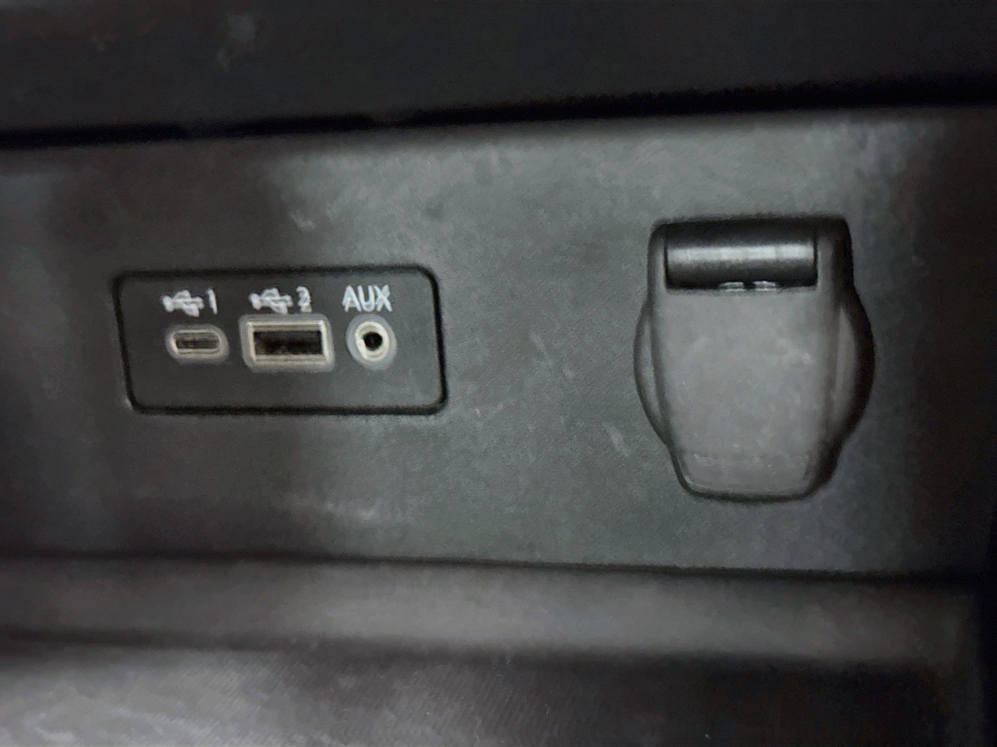 Used 2023 Nissan Altima 2.5 SR FWD image 42