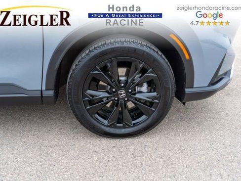 Used 2025 Honda CR-V Sport Touring image 9