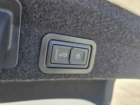 Used 2024 Audi A6 3.0T Prestige w/ Prestige Package image 18