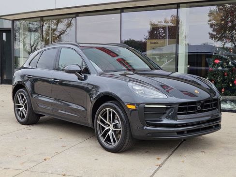 New 2026 Porsche Macan image 7