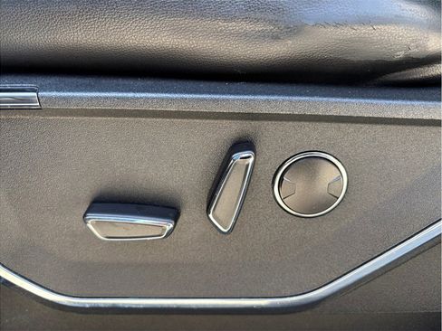 Used 2021 Ford F150 Lariat w/ Equipment Group 502A High image 21