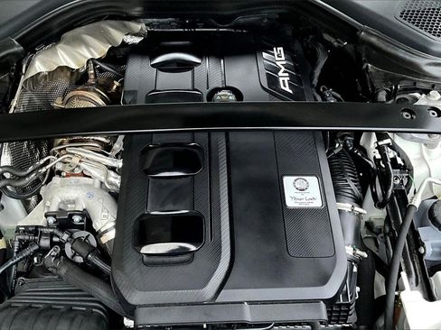 Certified 2025 Mercedes-Benz GLC 43 AMG 4MATIC image 34