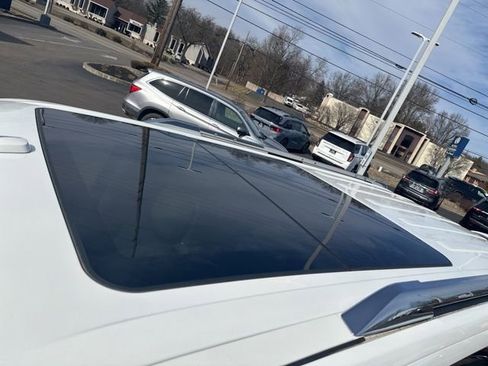 Used 2021 Lincoln Navigator L Reserve w/ Luxury Package image 7