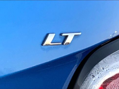 Used 2017 Chevrolet Sonic LT w/ Convenience Package image 9