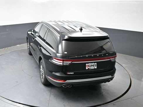 Used 2023 Lincoln Aviator AWD image 54