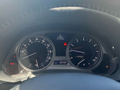 Used 2008 Lexus IS 250 w/ Preferred Accessory Pkg RWD image 8