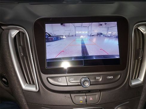 Used 2023 Chevrolet Malibu LT image 23