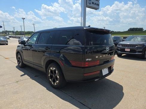 Used 2024 Hyundai Santa Fe SE AWD/4WD image 6