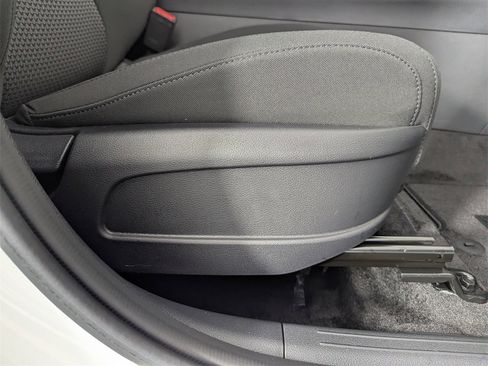 New 2026 Kia Sportage LX image 37