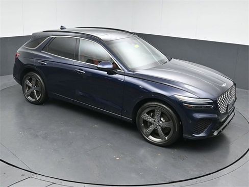 Used 2025 Genesis GV70 2.5T w/ Sport Prestige Package image 50