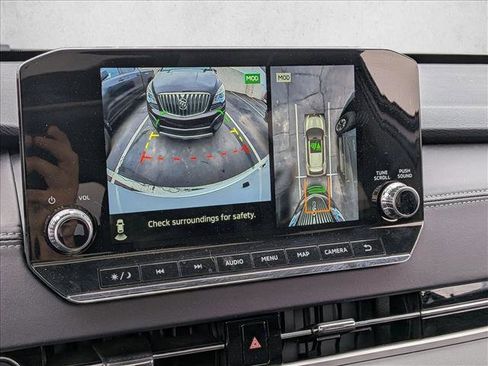 Used 2024 Mitsubishi Outlander SEL image 13