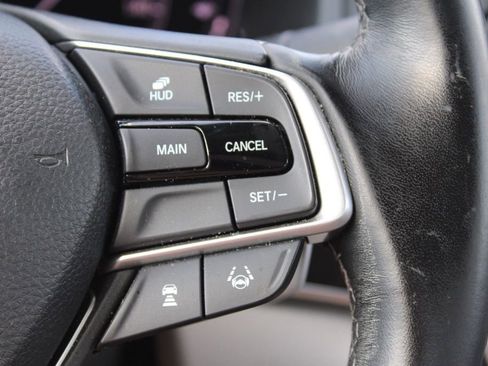 Used 2020 Honda Accord Touring image 31