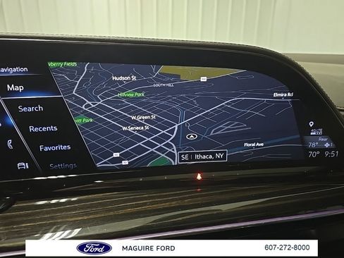 Used 2022 Cadillac Escalade ESV Premium Luxury image 27