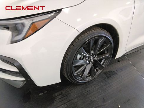 Used 2024 Toyota Corolla SE image 40