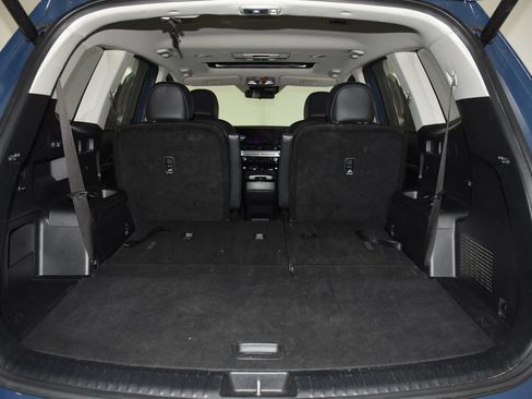 Used 2025 Kia Telluride S FWD image 33