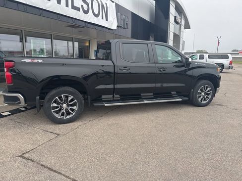 Used 2023 Chevrolet Silverado 1500 LT w/ Protection Package AWD/4WD image 5