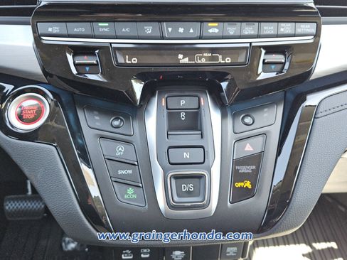 New 2026 Honda Odyssey Touring image 16