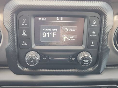 Used 2018 Jeep Wrangler Unlimited Sport S AWD/4WD image 17