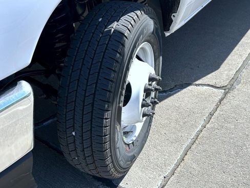 New 2027 Ford E-450 and Econoline 450 Super Duty RWD image 19